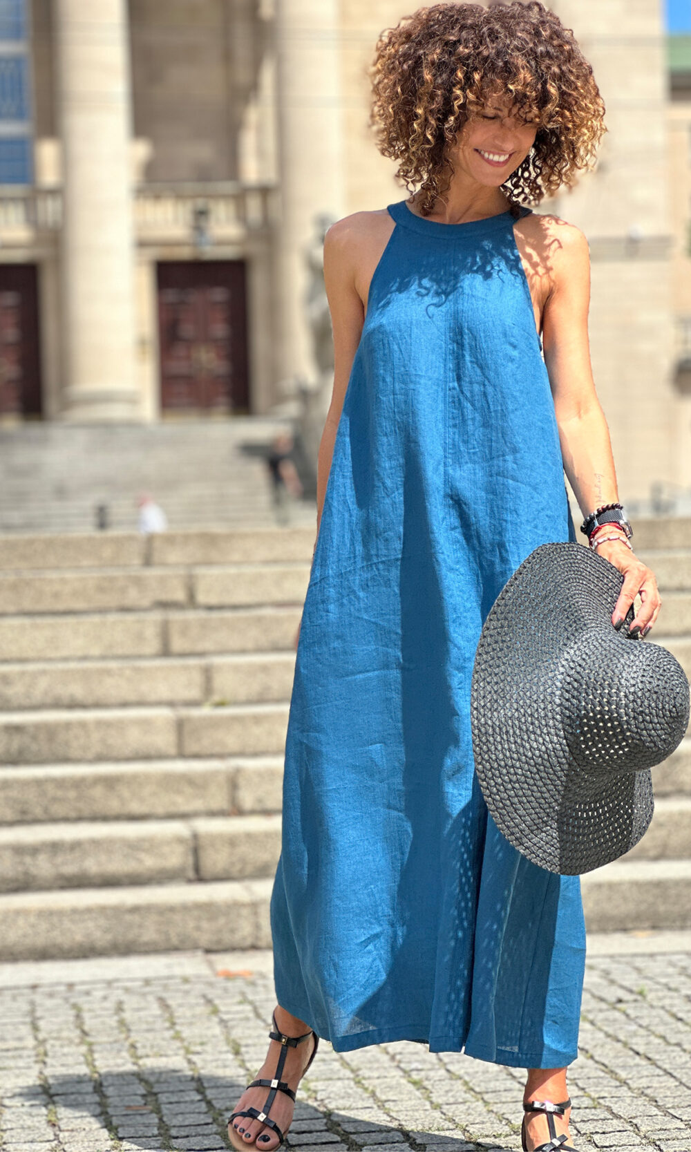 Leinenkleid mit Neckholder