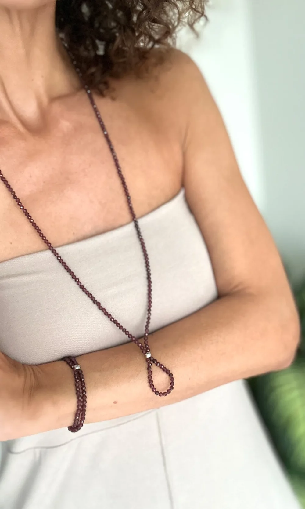 Halskette mit Rubin-Tropfen (+ Armband)