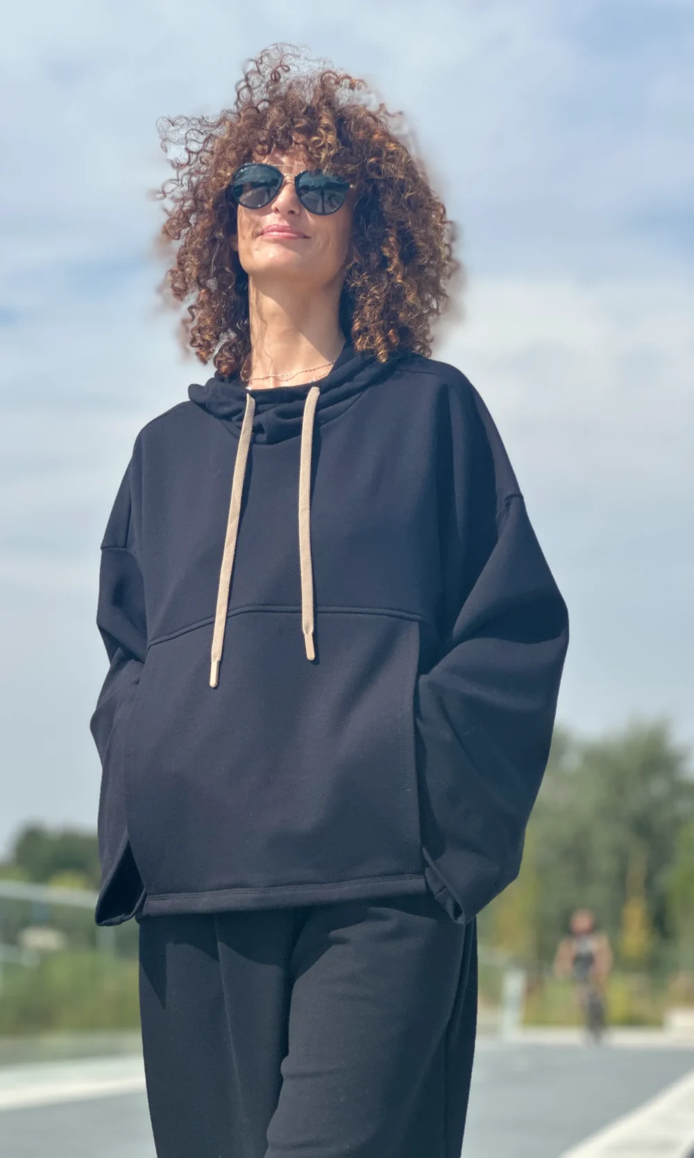 Schwarzes Kimono-Sweatshirt