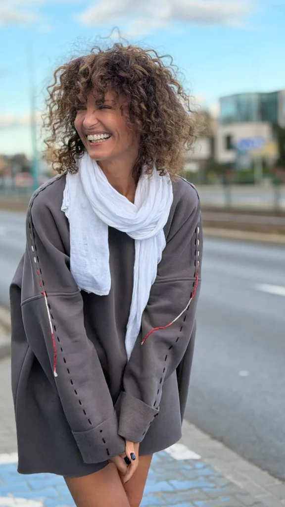 Bluza z przeszyciami UNISEX