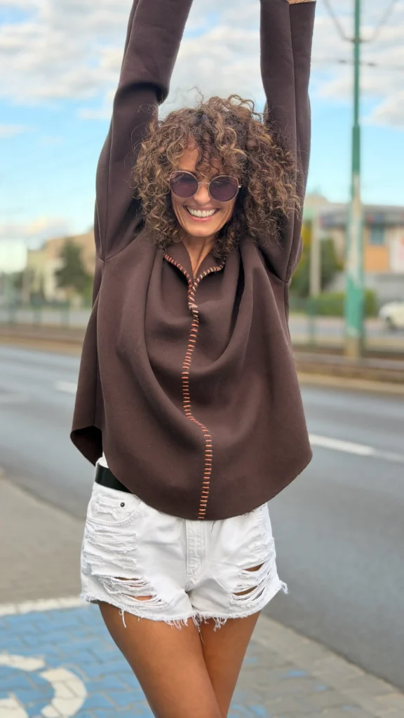 Bluza z przeszyciami półgolf